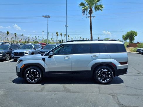Used 2025 Hyundai Santa Fe SEL FWD image 13