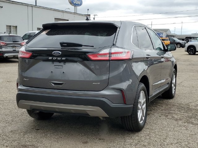 Used 2024 Ford Edge SEL w/ Convenience Package AWD/4WD image 5