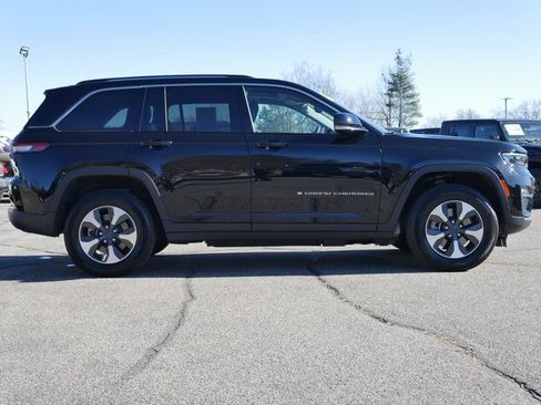 Used 2023 Jeep Grand Cherokee 4WD 4xe image 7