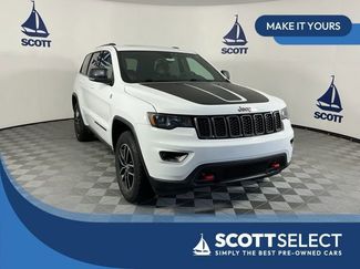 Used 2017 Jeep Grand Cherokee Trailhawk video 1
