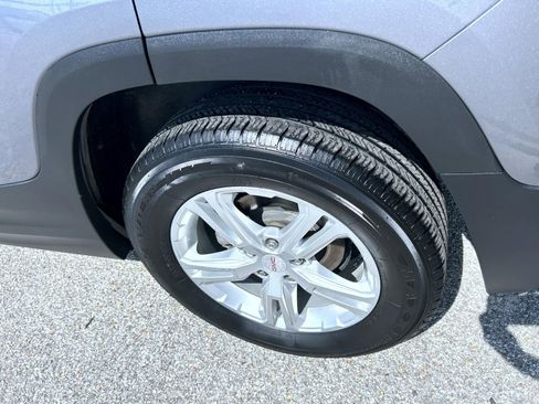 Used 2018 GMC Terrain SLE w/ Driver Convenience Package FWD image 22