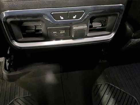 Used 2020 GMC Sierra 2500 Denali w/ Denali Ultimate Package image 28