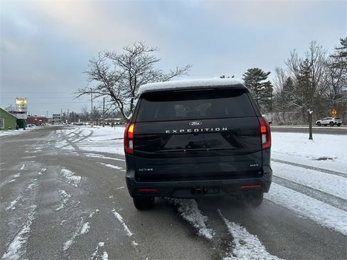 New 2025 Ford Expedition Max Active image 26