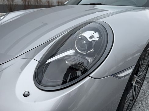 Used 2017 Porsche 911 Carrera image 13