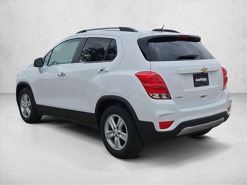 Used 2020 Chevrolet Trax LT w/ LT Convenience Package FWD image 8