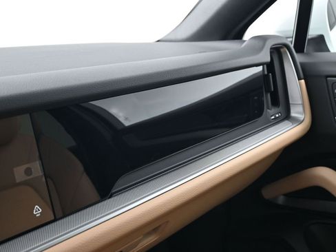 Used 2026 Porsche Cayenne Coupe image 23