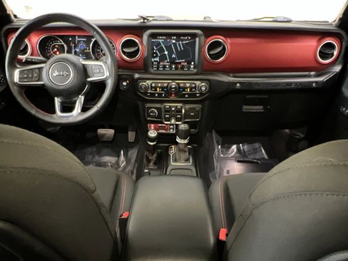 Used 2022 Jeep Wrangler Unlimited Rubicon w/ Xtreme Recon 35" Tire Package image 21