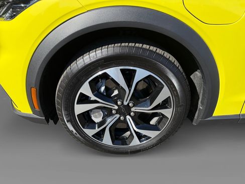 Certified 2025 Ford Mustang Mach-E Select w/ Comfort Package Lite RWD image 9