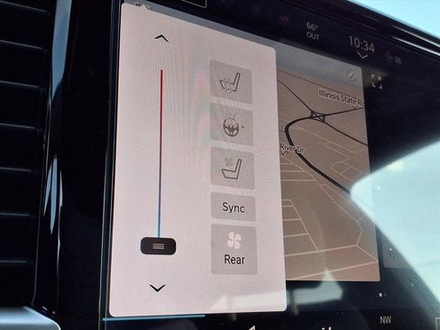 New 2026 Chrysler Pacifica Limited w/ S Appearance Package image 4