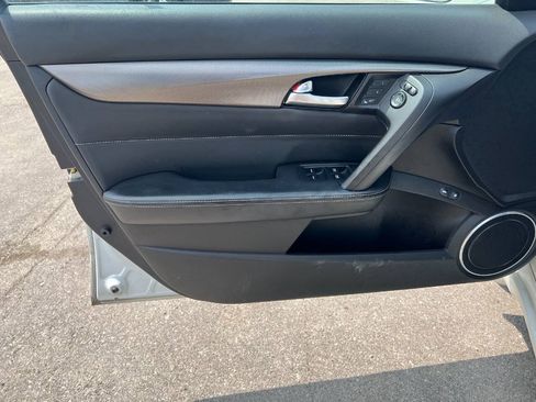 Used 2012 Acura TL SH-AWD image 2