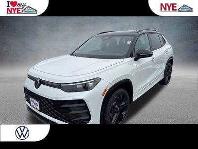 New 2026 Volkswagen Tiguan SE R-Line