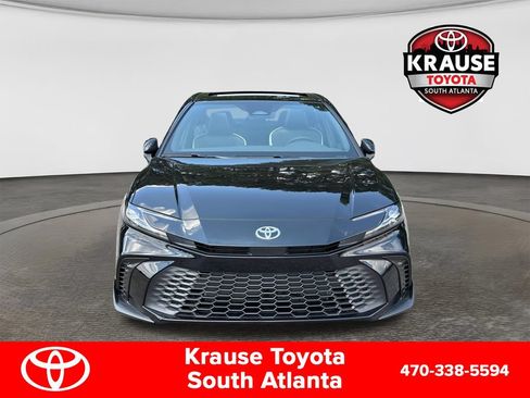 New 2026 Toyota Camry SE FWD image 2