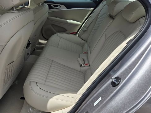 New 2026 Genesis G70 2.5T Prestige image 6