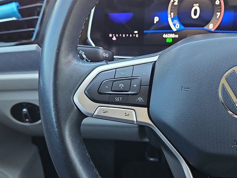 Used 2023 Volkswagen Jetta SE image 15