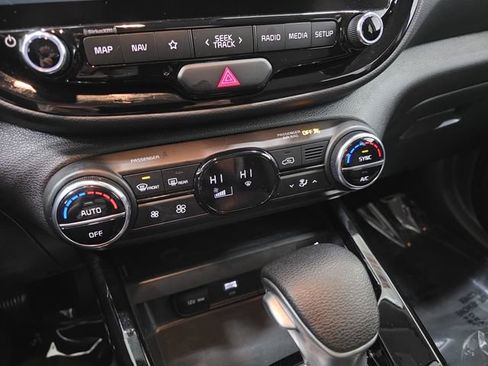 Used 2024 Kia Soul S image 24