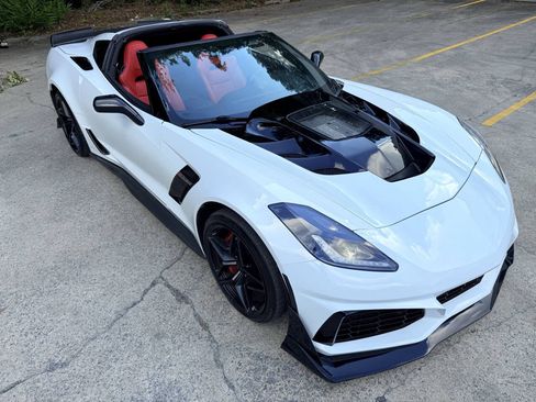 Used 2016 Chevrolet Corvette Z06 RWD image 29