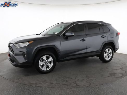 Used 2021 Toyota RAV4 XLE FWD image 6