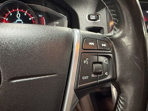 Used 2015 Volvo V60 T5 Cross Country Platinum w/ Protection Package image 27