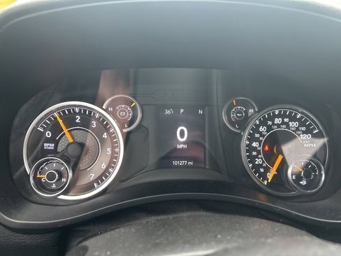 Used 2019 RAM 2500 Tradesman w/ Chrome Appearance Group image 11