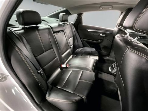 Used 2016 Chevrolet Impala LT w/ Leather Package FWD image 23