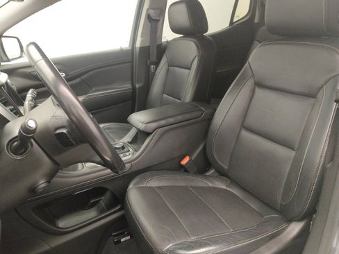 Used 2020 GMC Acadia SLT w/ Driver Alert Package II image 17