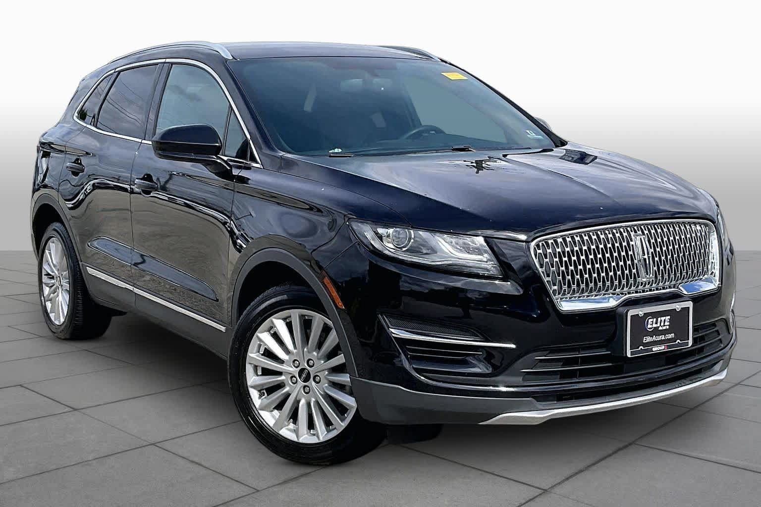 Used 2019 Lincoln MKC Premiere AWD/4WD image 3