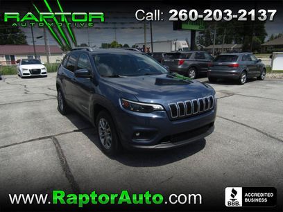 Used 2019 Jeep Cherokee Latitude Plus w/ Comfort/Convenience Group
