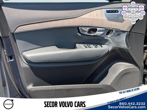 Used 2023 Volvo XC90 T8 Ultimate w/ Lounge Package AWD/4WD image 11