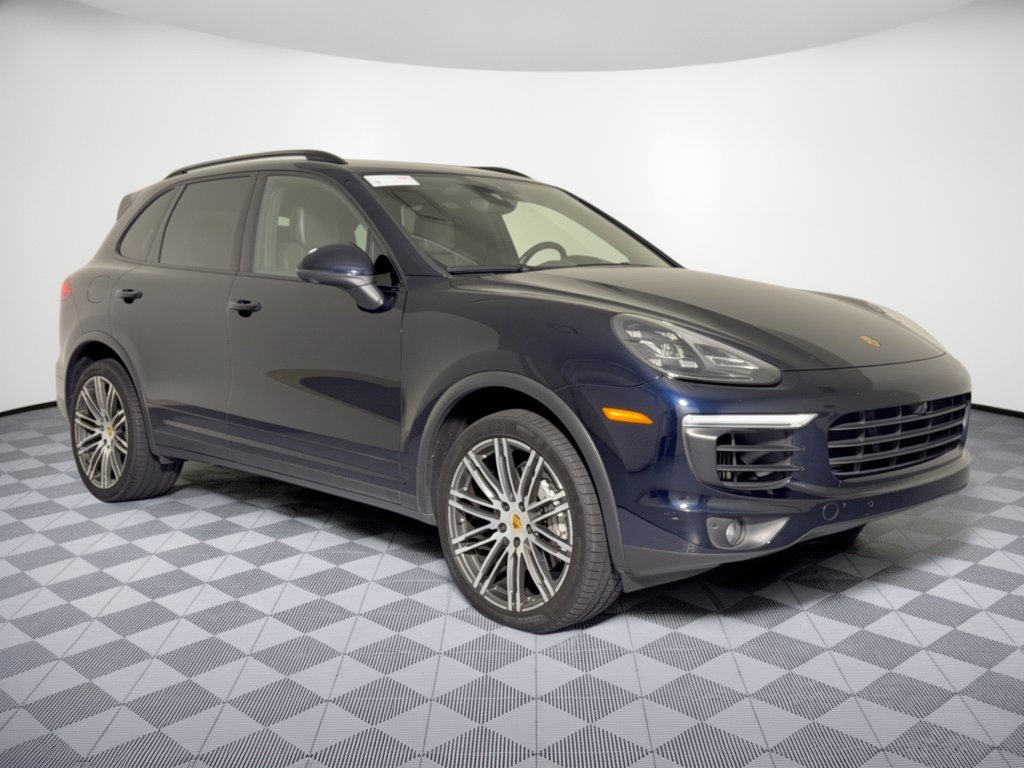 Used 2017 Porsche Cayenne S AWD/4WD image 7