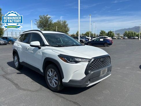 Used 2022 Toyota Corolla Cross LE AWD/4WD image 1