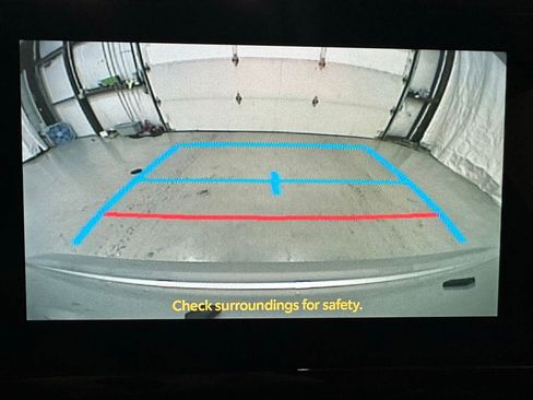Used 2025 Toyota Corolla SE FWD image 36
