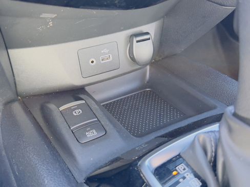 Used 2022 Nissan Rogue Sport SL w/ Premium Package image 22