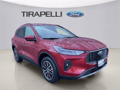 Used 2024 Ford Escape SE image 5