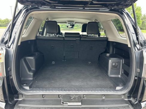 Used 2021 Toyota 4Runner SR5 Premium AWD/4WD image 13
