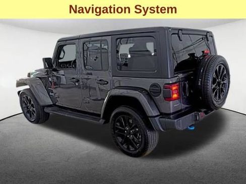 Used 2023 Jeep Wrangler Unlimited Sahara w/ Dual Top Group AWD/4WD image 4