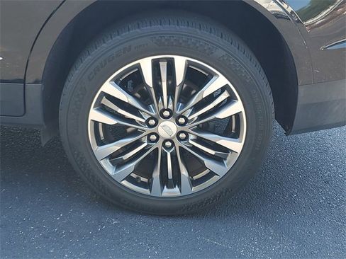 Used 2017 Cadillac XT5 Premium Luxury image 7