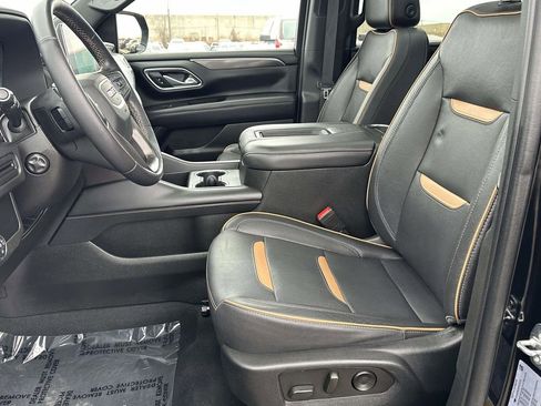Used 2023 GMC Yukon XL AT4 image 23