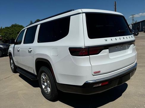 New 2024 Jeep Wagoneer L 4WD w/ Convenience Group I image 6