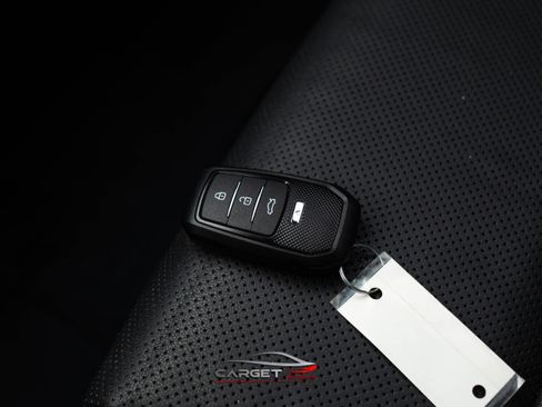 Used 2018 Lexus IS 300 F Sport w/ F Sport Package image 43