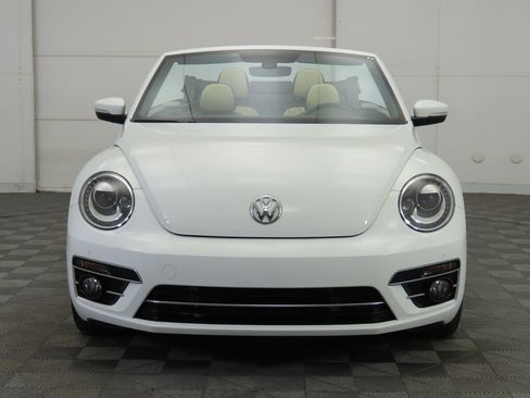 Used 2019 Volkswagen Beetle 2.0T Final Edition SEL image 2