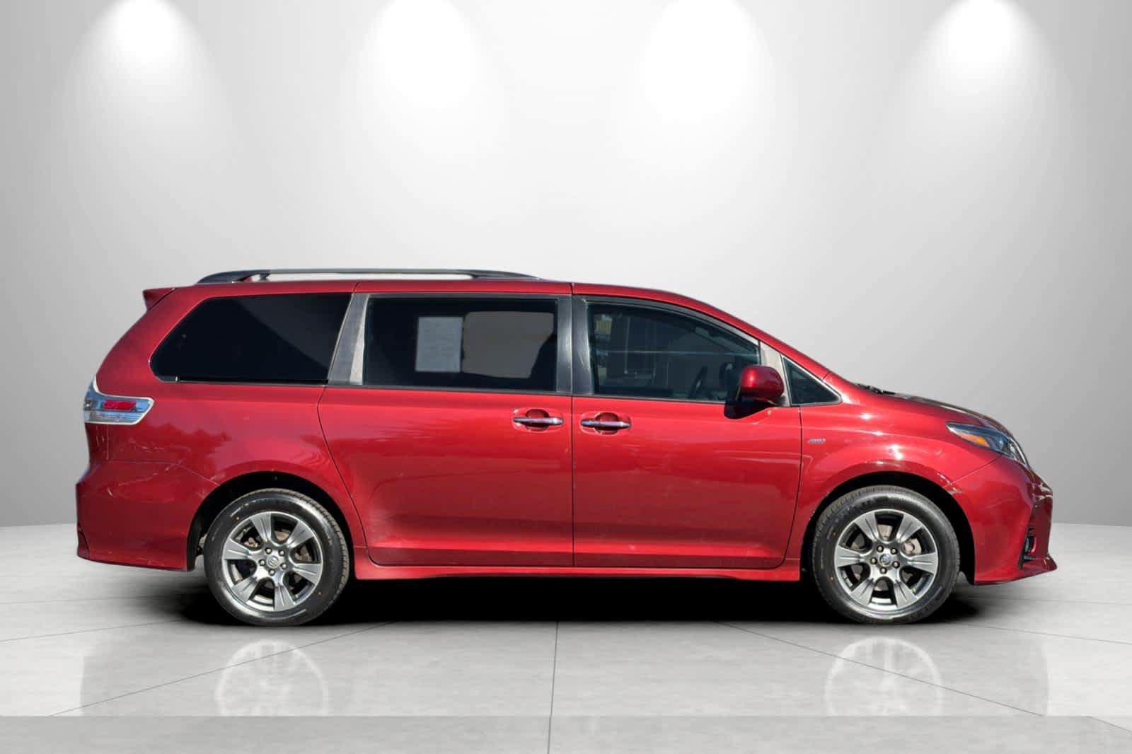 Used 2020 Toyota Sienna SE Premium AWD/4WD image 8