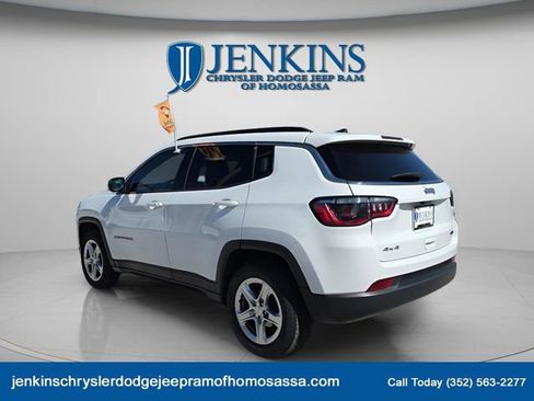 Certified 2024 Jeep Compass Latitude image 5