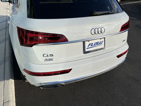 Used 2023 Audi Q5 e Premium Plus image 14