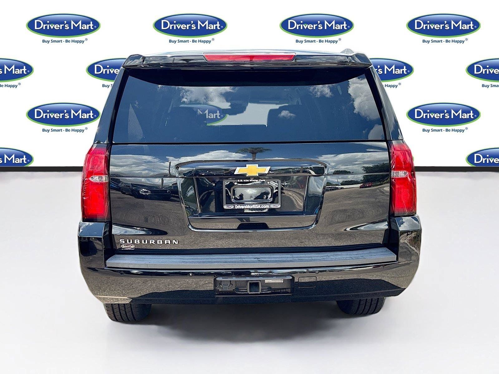Used 2020 Chevrolet Suburban LT RWD image 6
