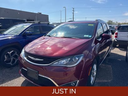 Used 2020 Chrysler Pacifica Touring-L