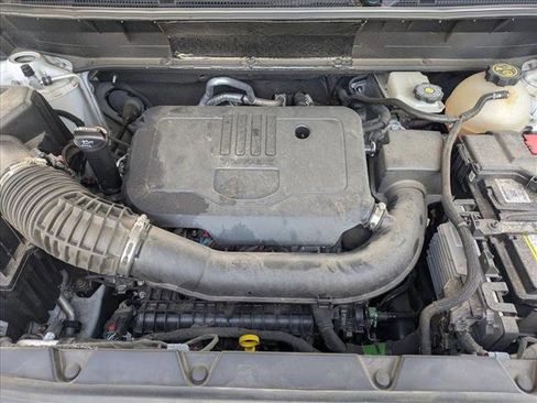 Used 2023 GMC Acadia SLT image 24