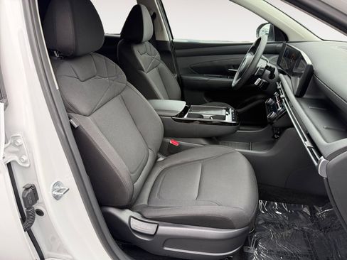 Certified 2025 Hyundai Tucson SEL image 19