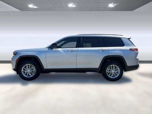 New 2025 Jeep Grand Cherokee L Laredo w/ Luxury Tech Group I image 2