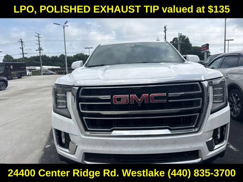 Used 2022 GMC Yukon XL SLT w/ SLT Premium Package AWD/4WD image 6