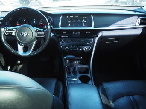 Used 2020 Kia Optima SE image 15